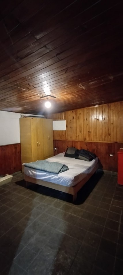 VENDE CASA SEMICENTRICA!