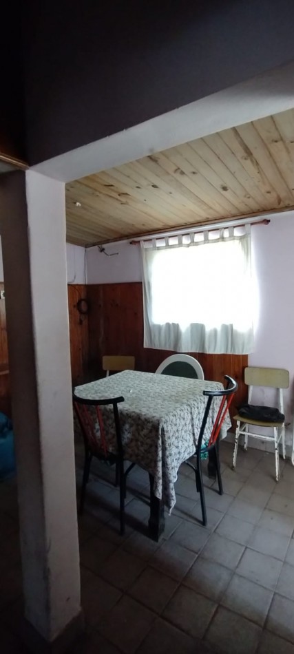 VENDE CASA SEMICENTRICA!