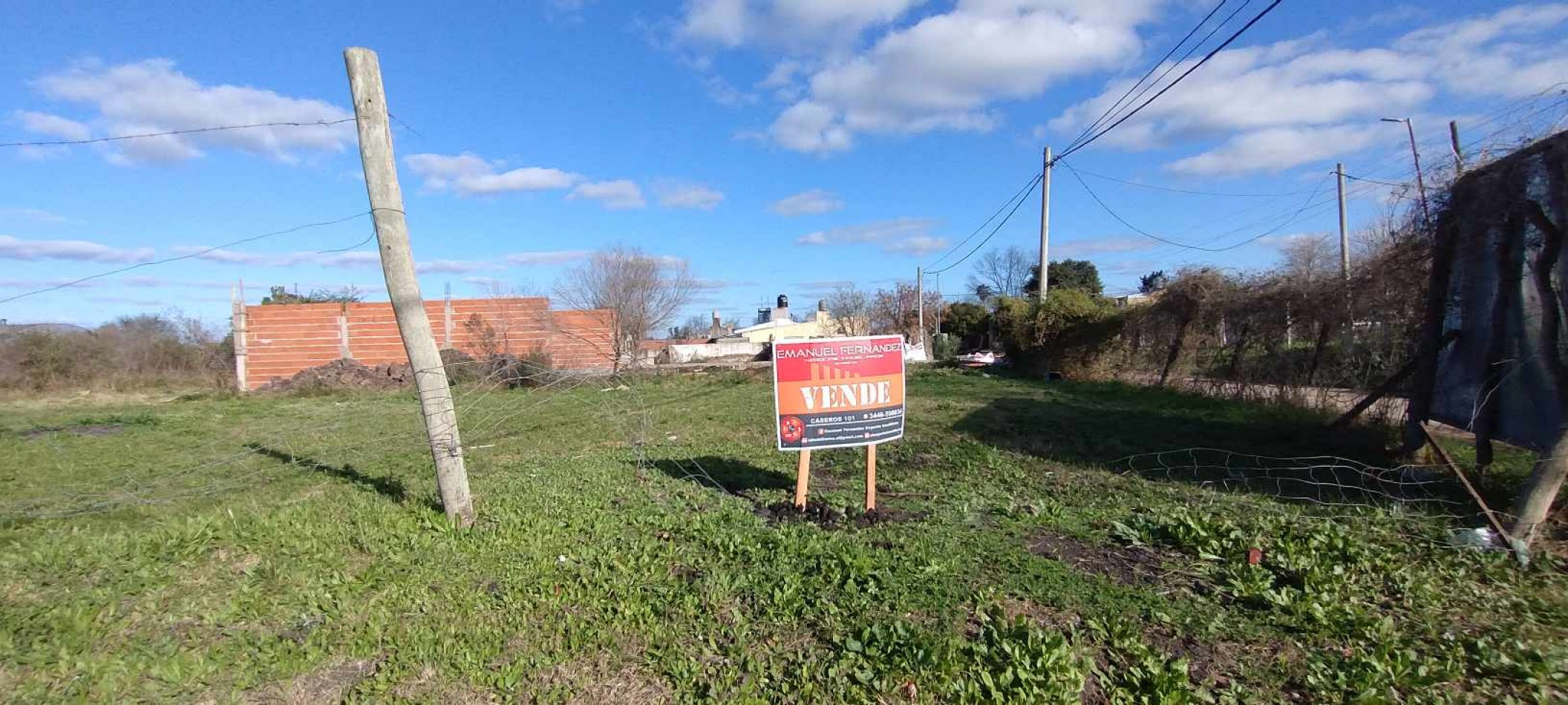 VENDE TERRENO EN ESQUINA!