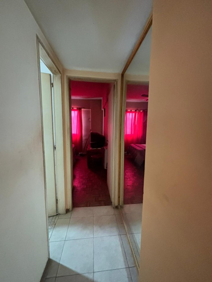 VENDE DEPARTAMENTO EN EDIFICIO CENTRICO!