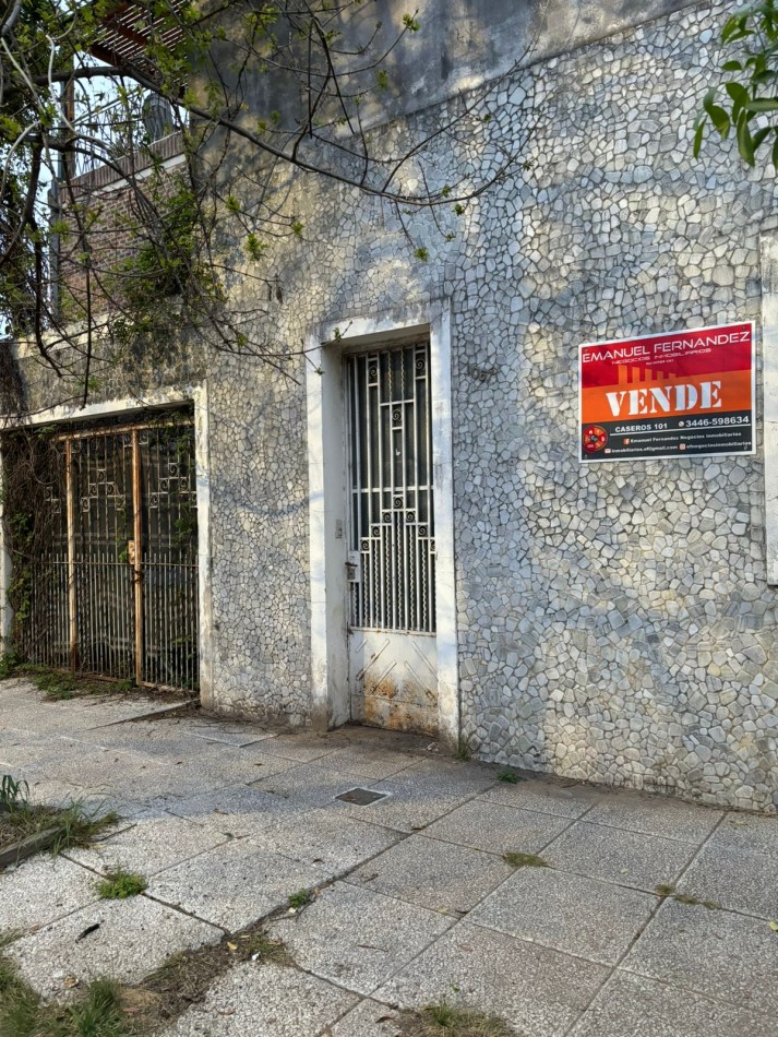 VENDE CASA ZONA SEMICENTRICA!