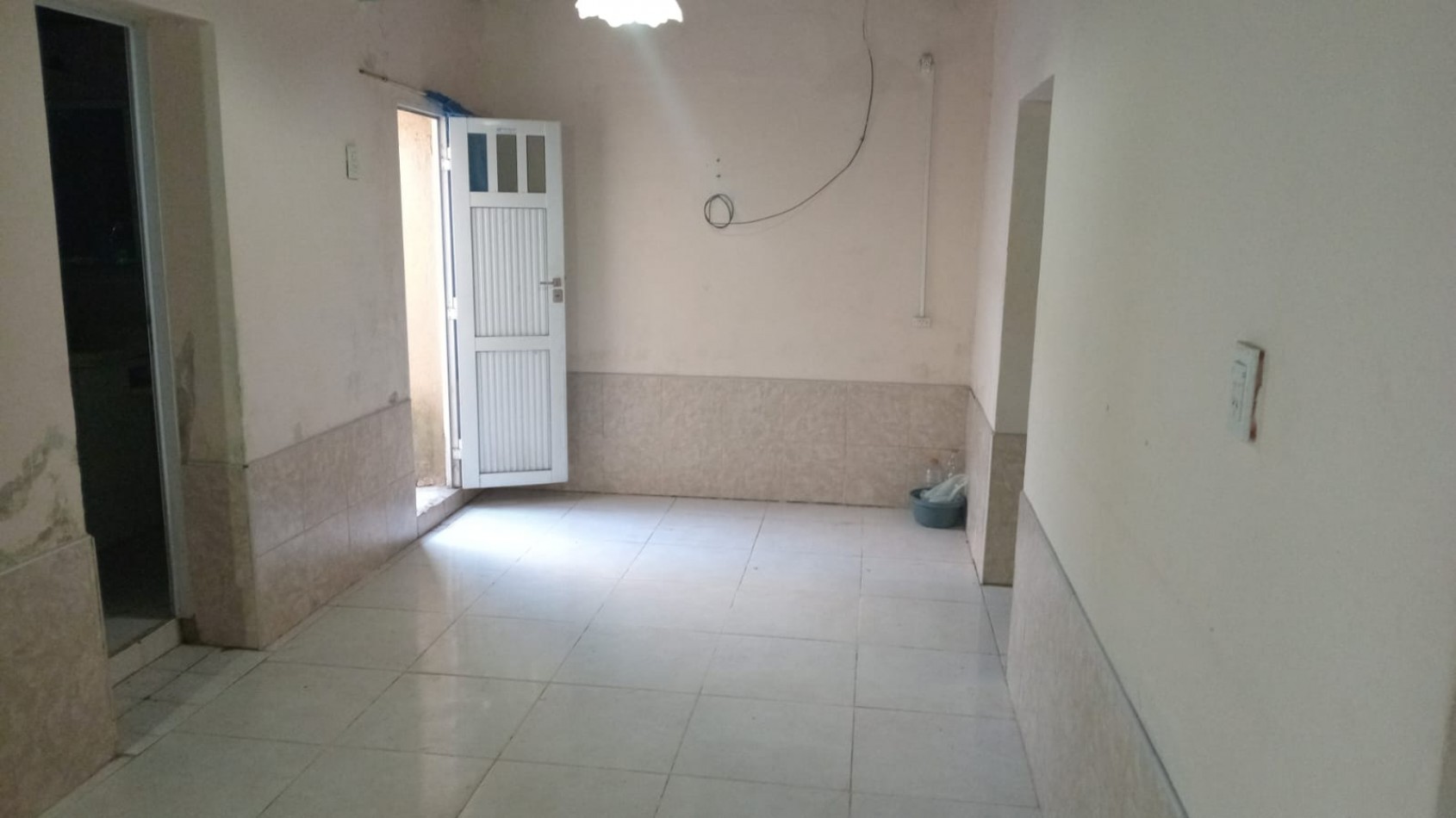 VENDE CASA EN GRAL.GALARZA!