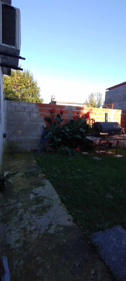 VENDE CASA A ESTRENAR!