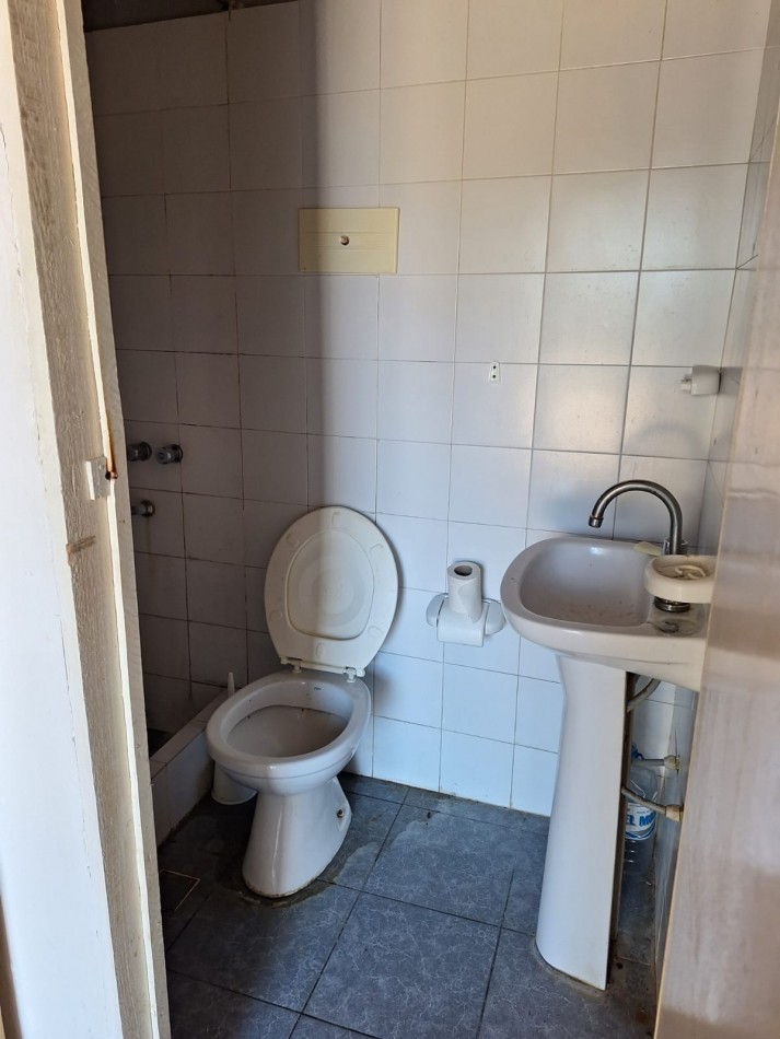VENDE CASA CENTRICA!