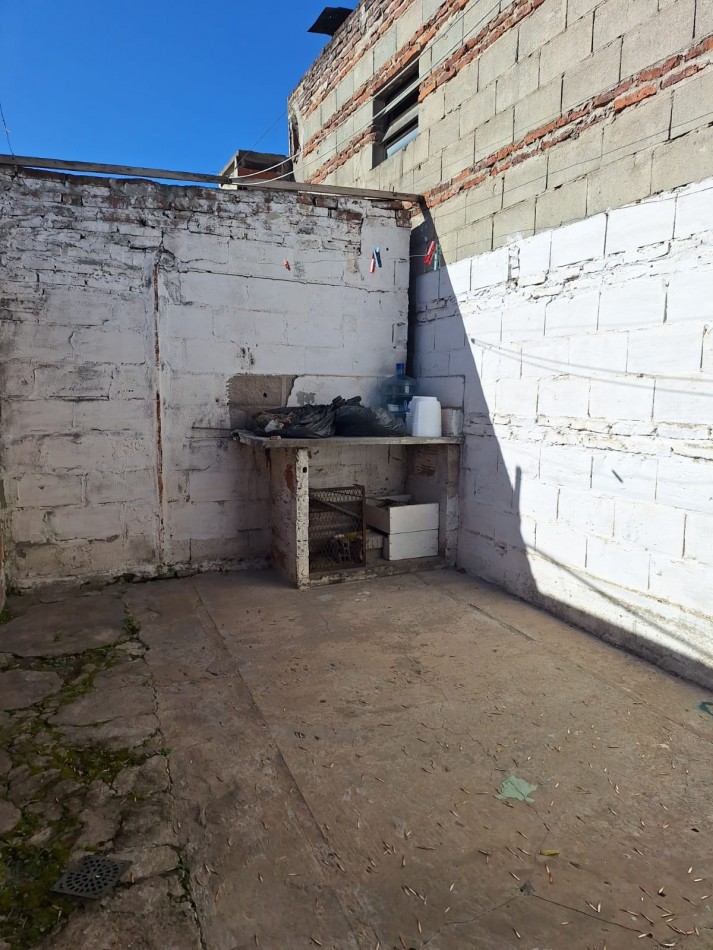 VENDE CASA CENTRICA!