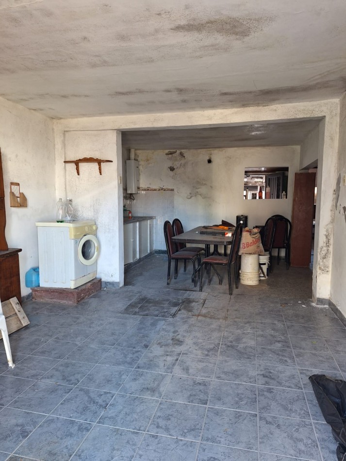 VENDE CASA CENTRICA!
