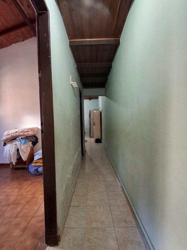 VENDE CASA EN CGT DE GERVASIO MENDEZ!
