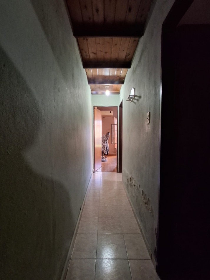 VENDE CASA EN CGT DE GERVASIO MENDEZ!