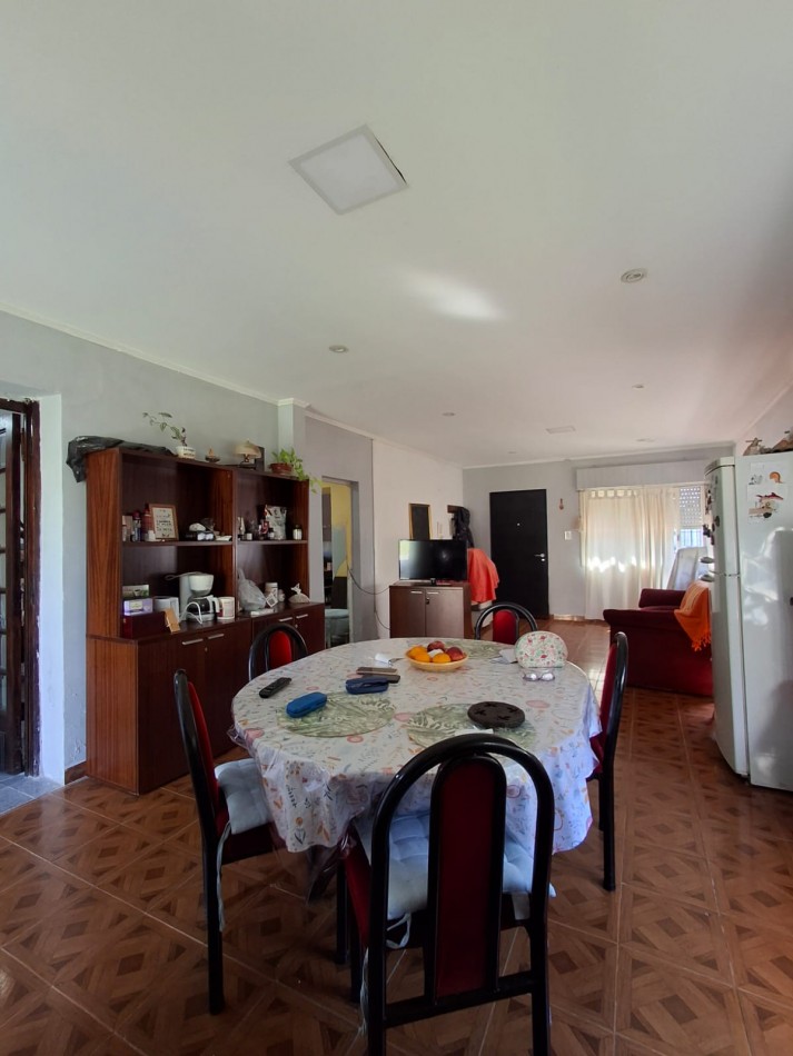 VENDE AMPLIA PROPIEDAD EN ZONA COSTANERA!
