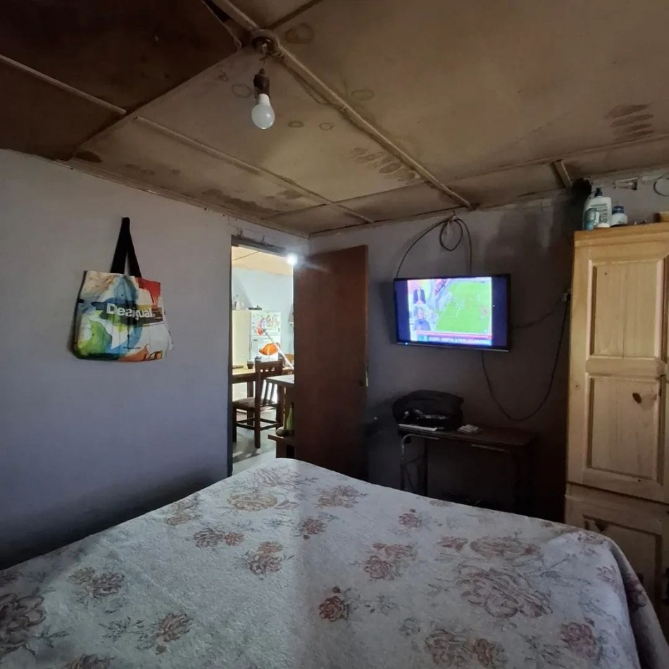 VENDE CASA A REFACCIONAR