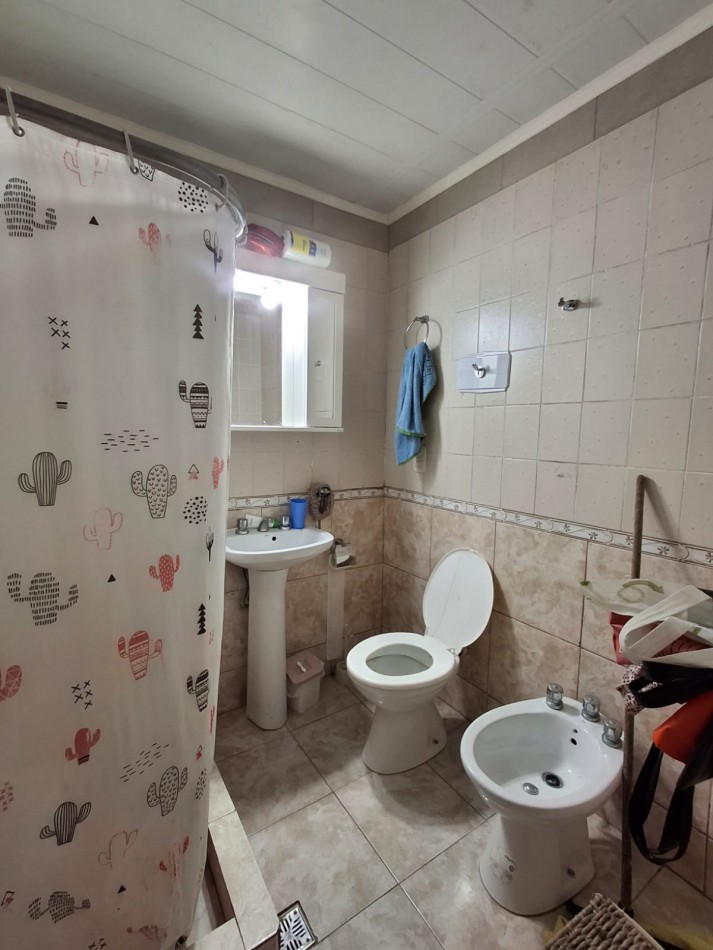 VENDE CASA CENTRICA!