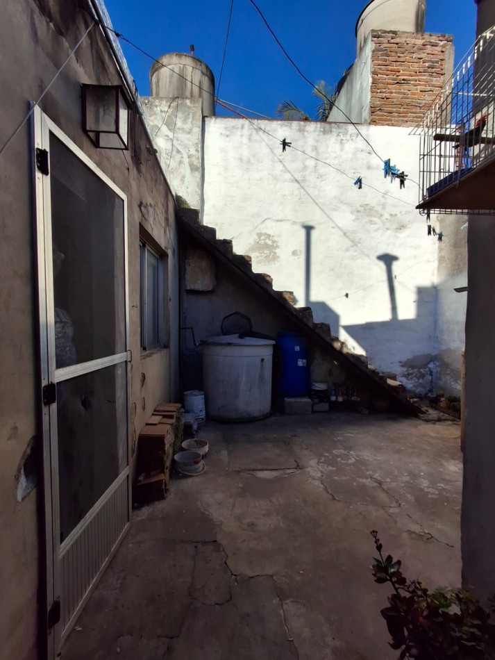 VENDE CASA CENTRICA!