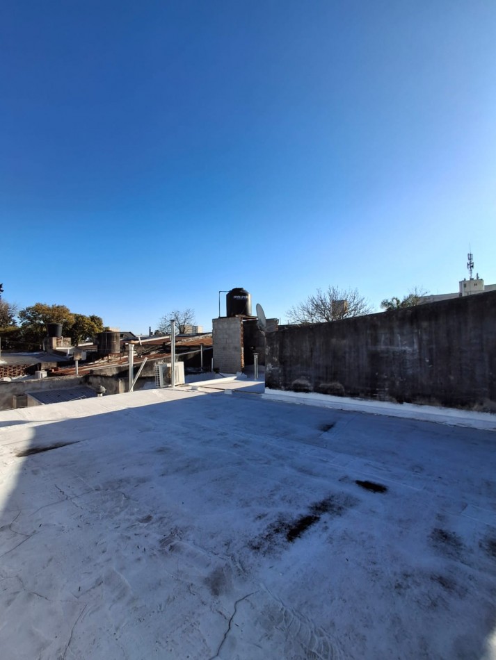 VENDE CASA CENTRICA!