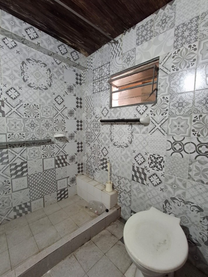 VENDE CASA CENTRICA!