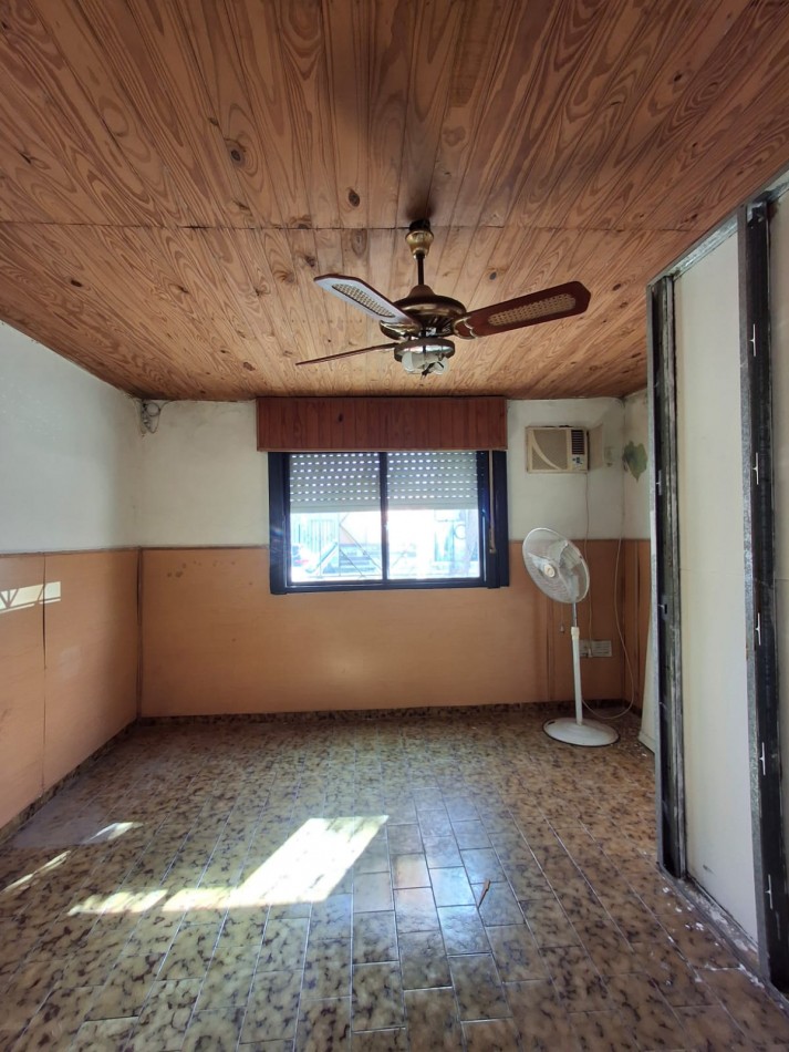 VENDE CASA CENTRICA!