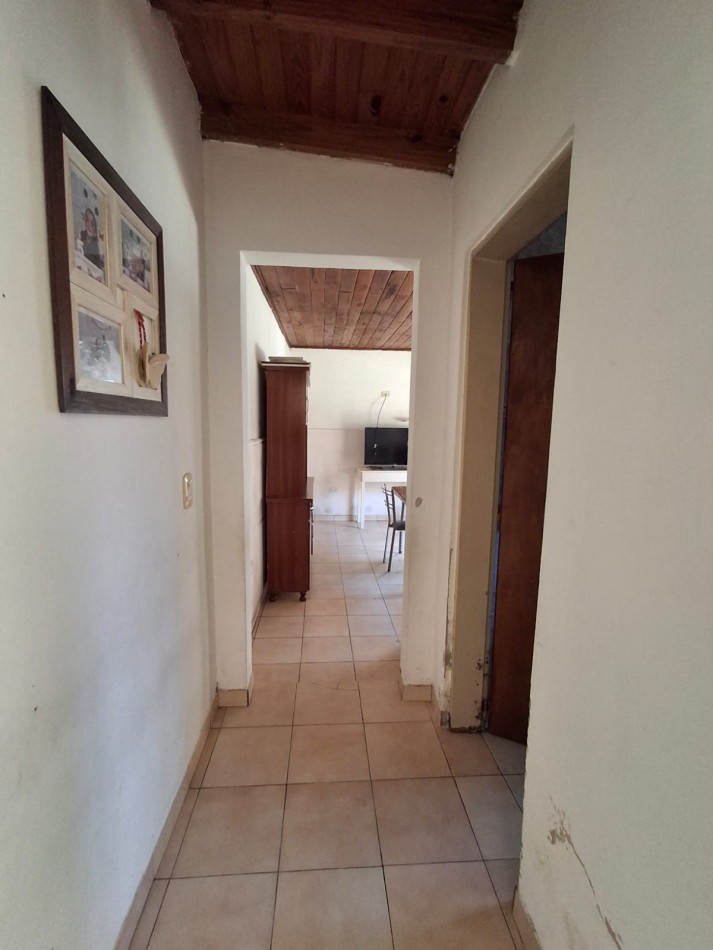 VENDE CASA SEMICENTRICA!