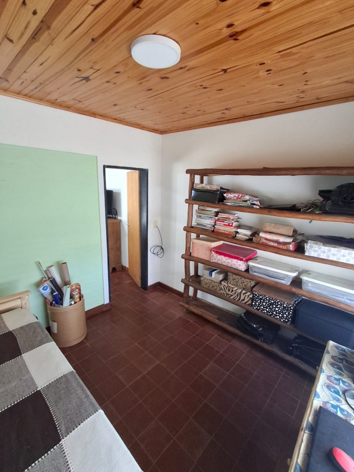 VENDE CASA SEMICENTRICA!