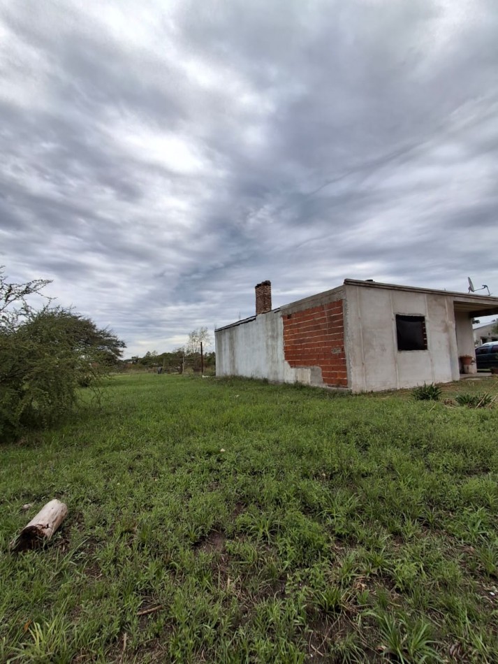 VENDE AMPLIO TERRENO!