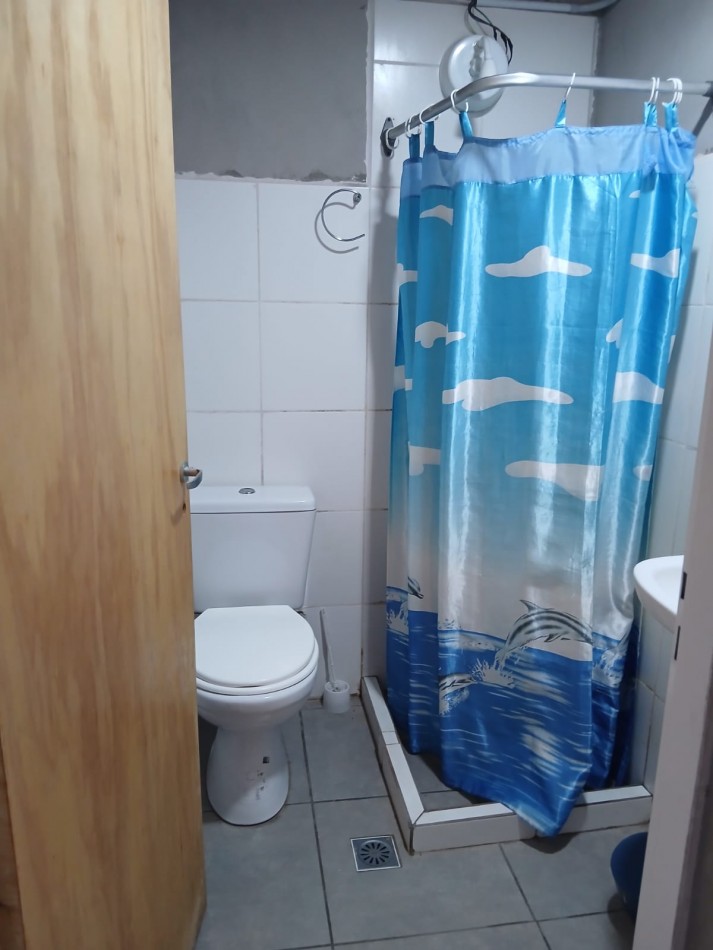 VENDE CASA Y DEPARTAMENTOS!