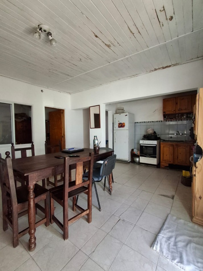 VENDE CASA Y DEPARTAMENTOS!