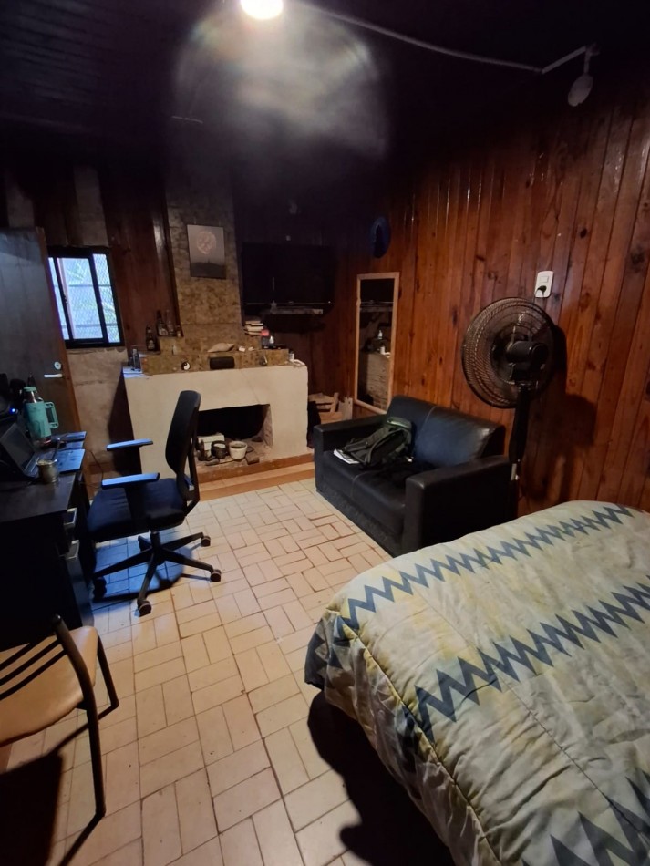 VENDE CASA EN AMPLIO TERRENO!