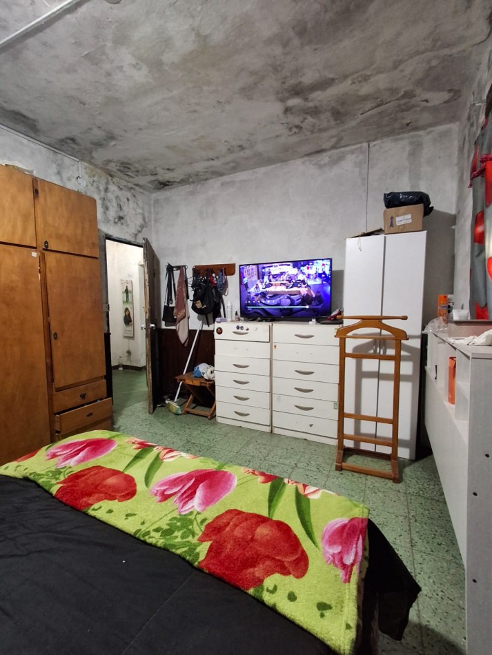 VENDE CASA EN AMPLIO TERRENO!