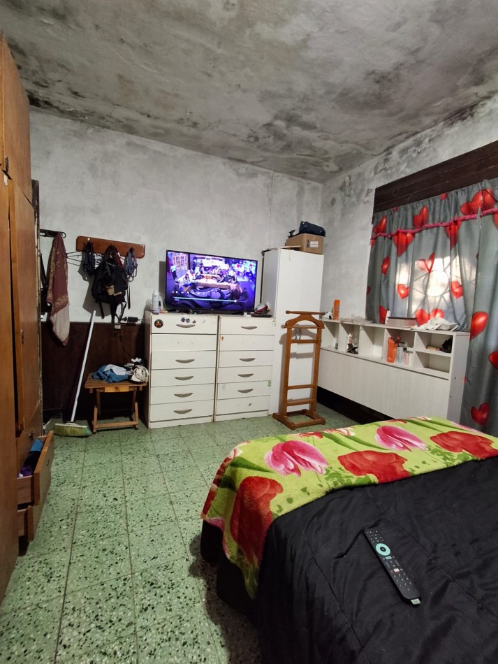 VENDE CASA EN AMPLIO TERRENO!