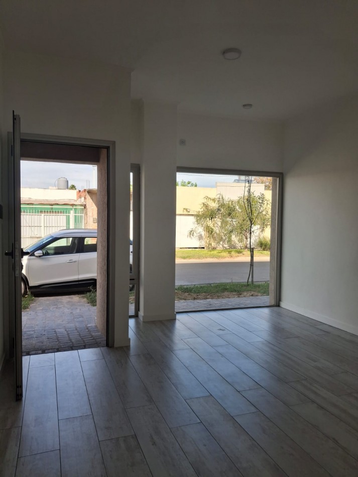 ALQUILA LOCAL COMERCIAL A ESTRENAR!