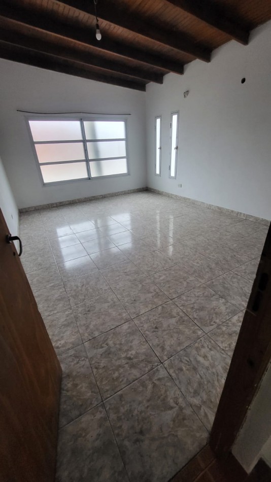 VENDE DEPARTAMENTO EN PLANTA BAJA!