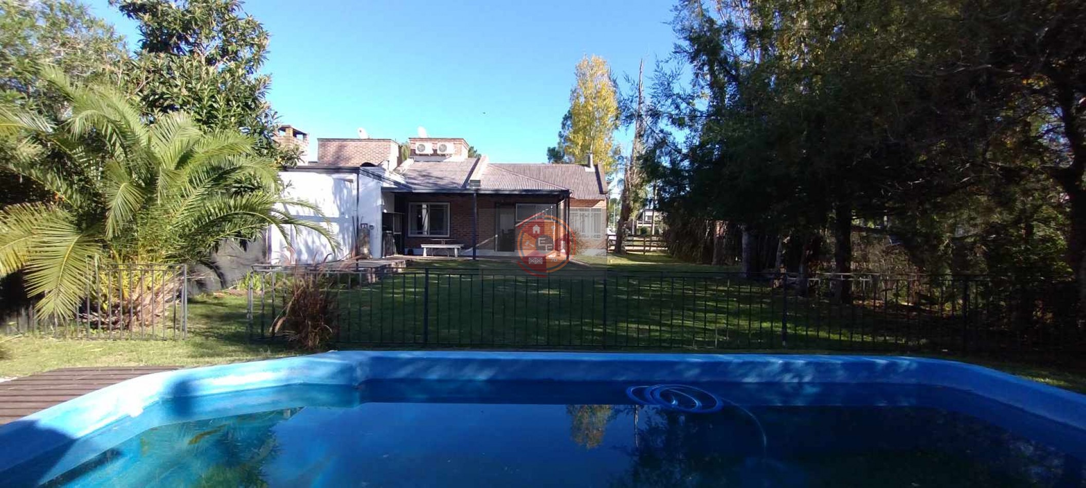 VENDE CASA EN PUEBLO BELGRANO!