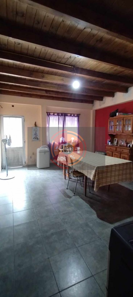 VENDE CASA ZONA COSTANERA!
