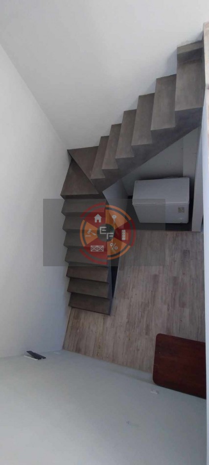 VENDE CASA A ESTRENAR, CON AMPLIO PATIO, PISCINA Y BALCON TERRAZA!