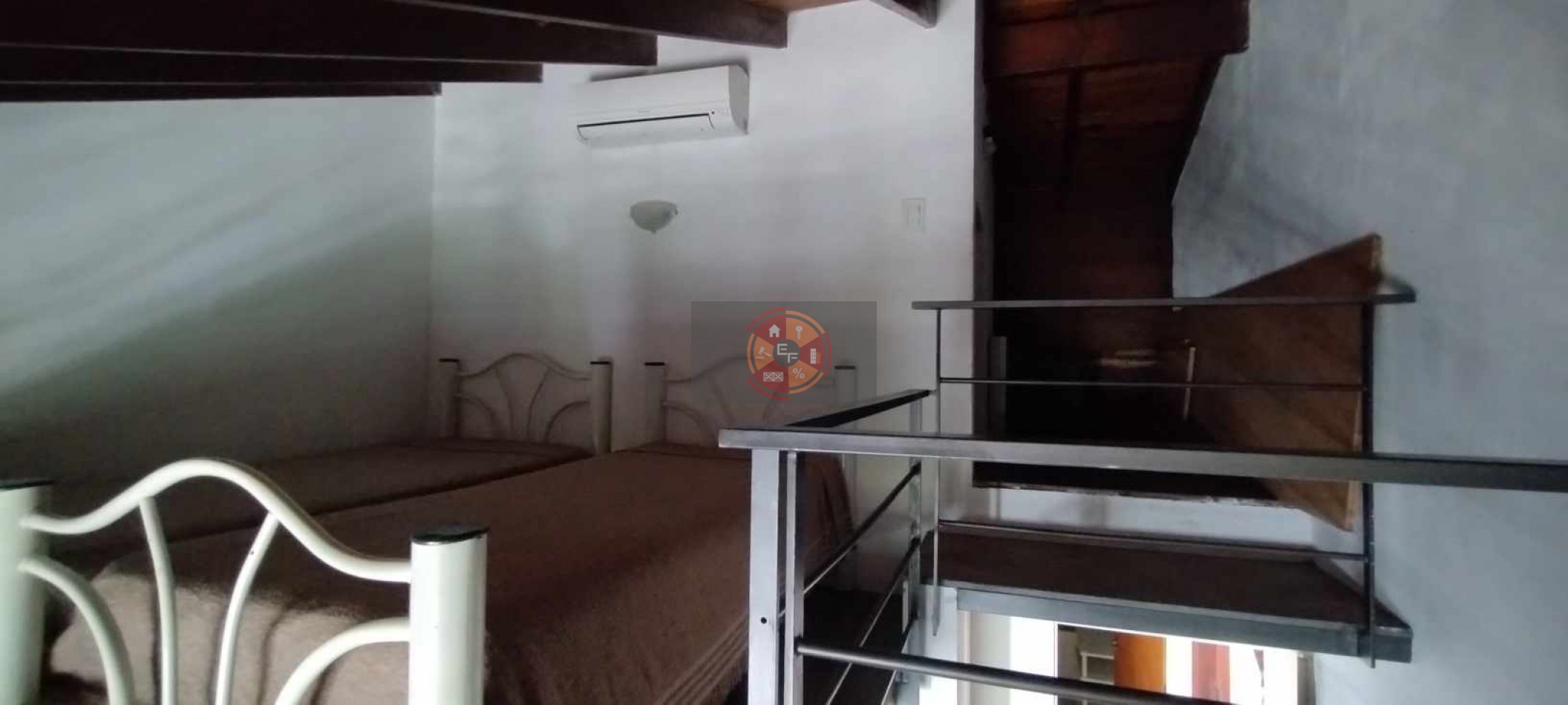 VENDE CASA EN PUEBLO BELGRANO!