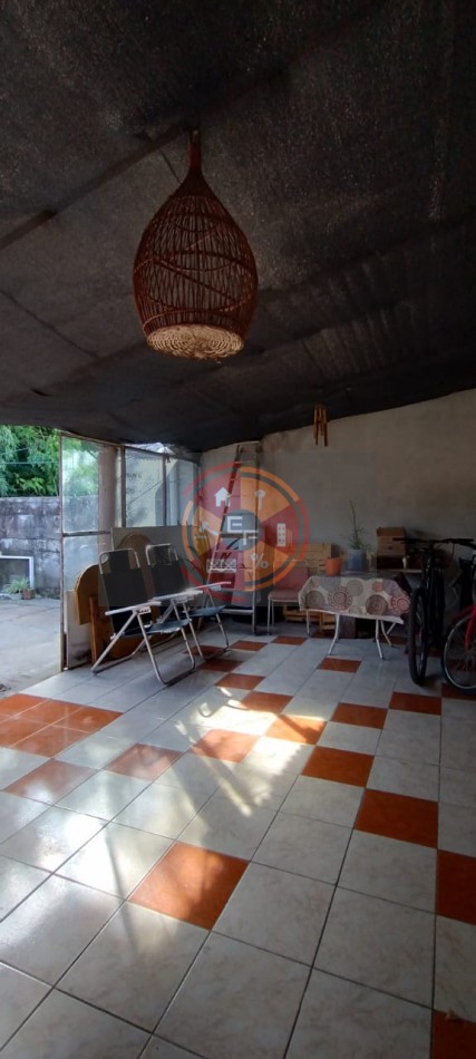 VENDE CASA A METROS DEL CORSODROMO!