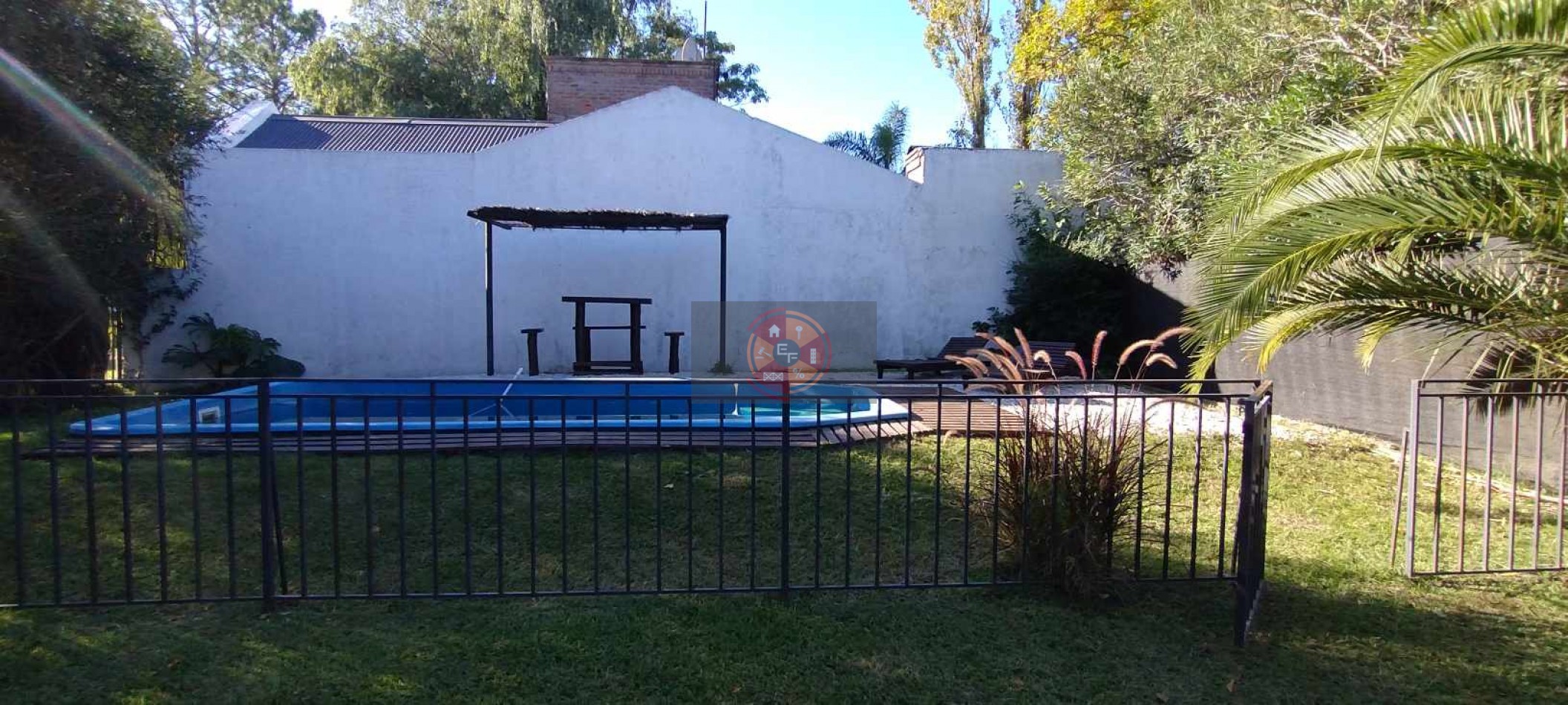 VENDE CASA EN PUEBLO BELGRANO!
