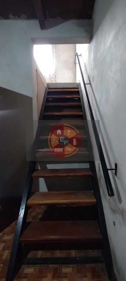 VENDE CASA ZONA COSTANERA!
