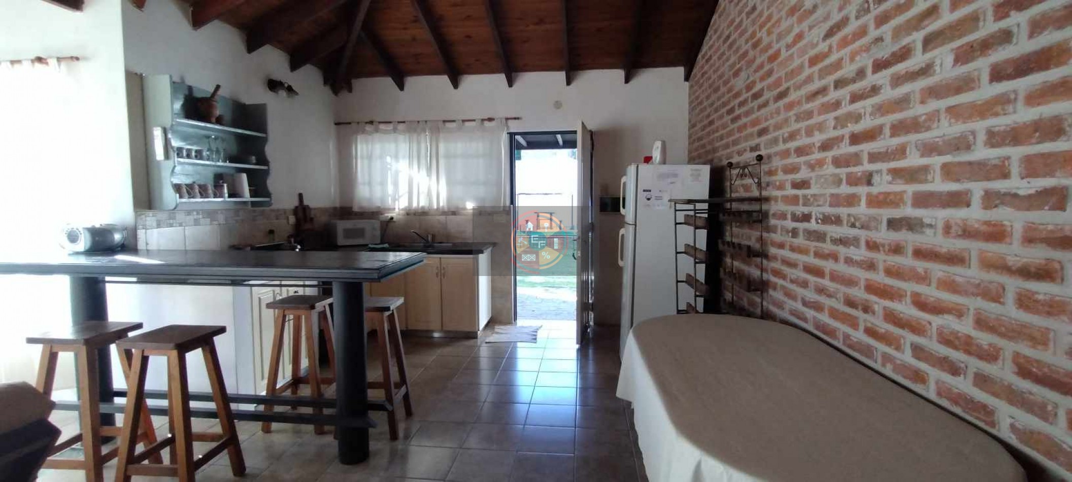 VENDE CASA EN PUEBLO BELGRANO!