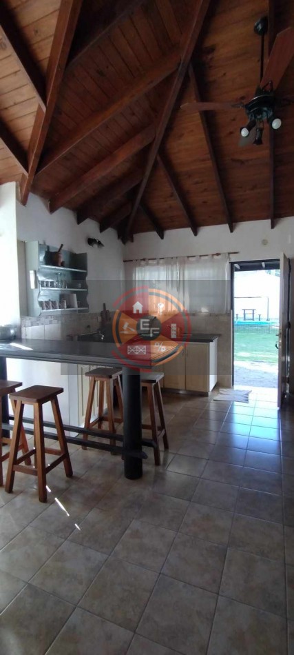 VENDE CASA EN PUEBLO BELGRANO!