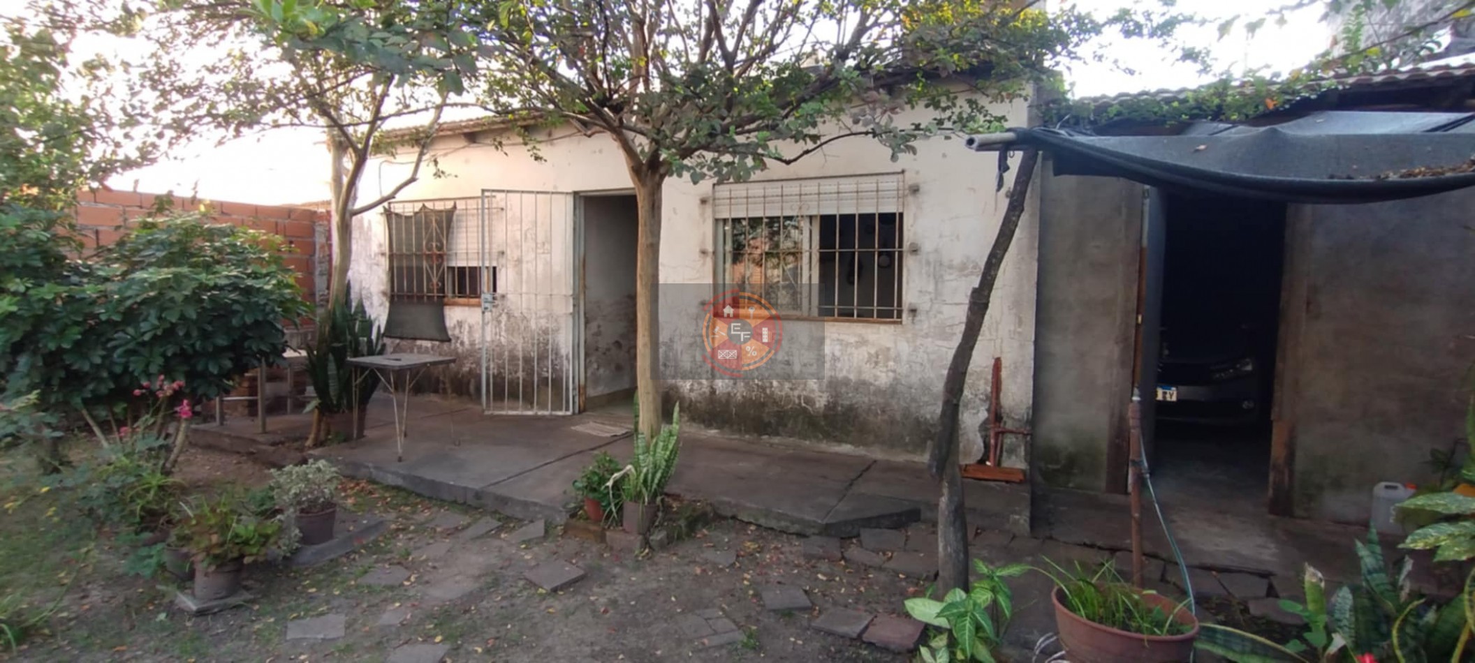 VENDE CASA!