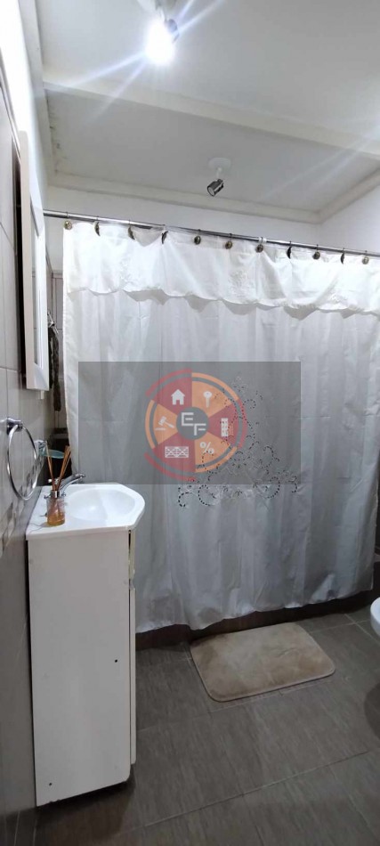 VENDE CASA EN PUEBLO BELGRANO!