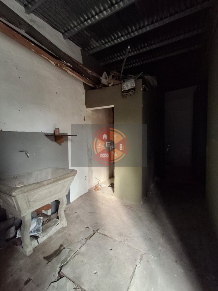 VENDE CASA CENTRICA!