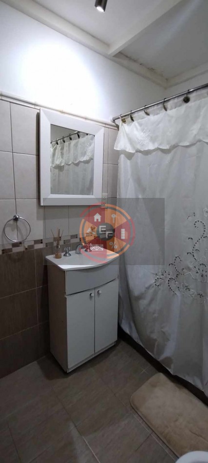 VENDE CASA EN PUEBLO BELGRANO!