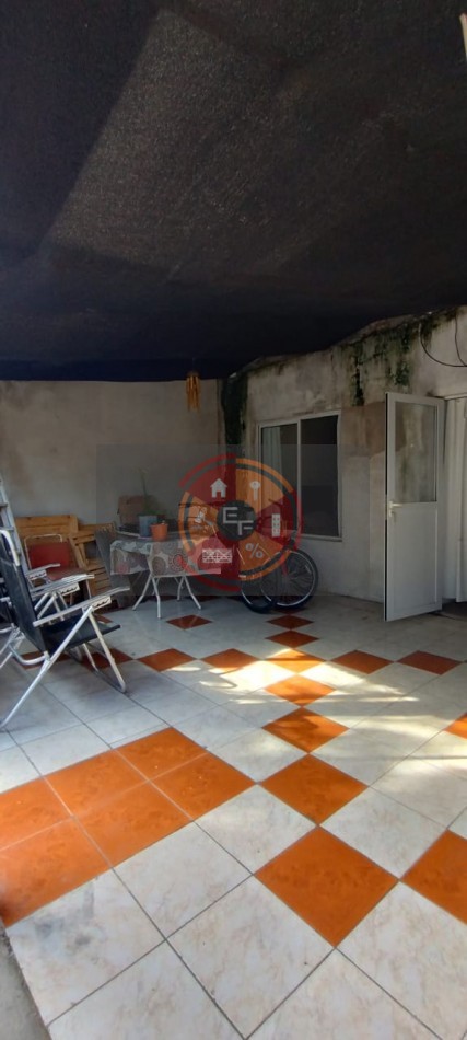 VENDE CASA A METROS DEL CORSODROMO!