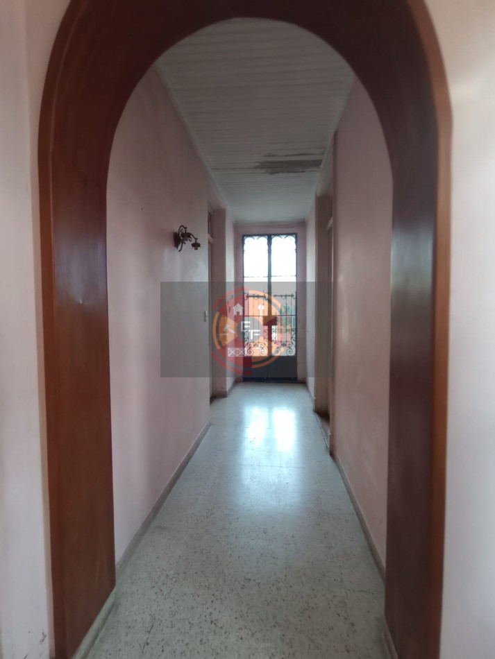 VENDE CASA SEMICENTRICA EN GUALEGUAY!