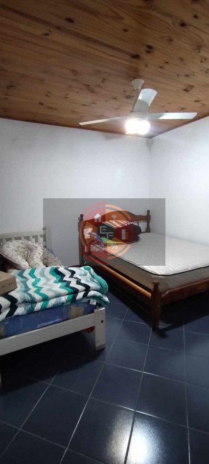 VENDE CASA EN ZONA COSTANERA!