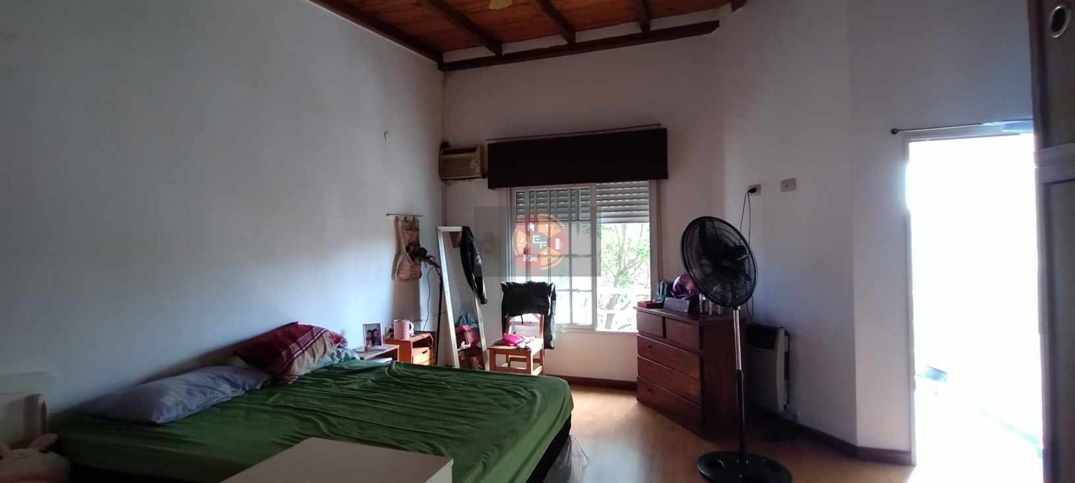 VENDE CASA EN ZONA COSTANERA!