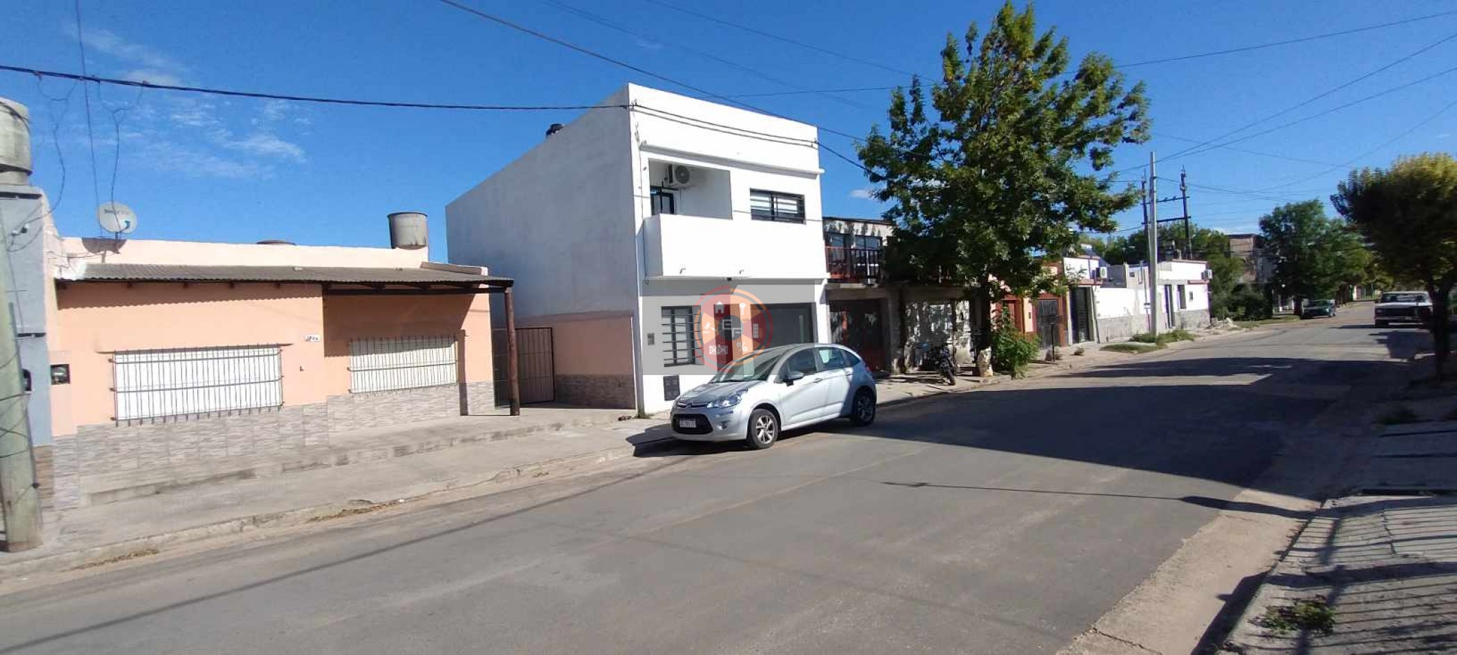 VENDE CASA!