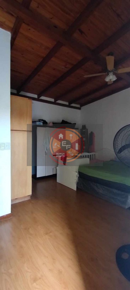 VENDE CASA EN ZONA COSTANERA!