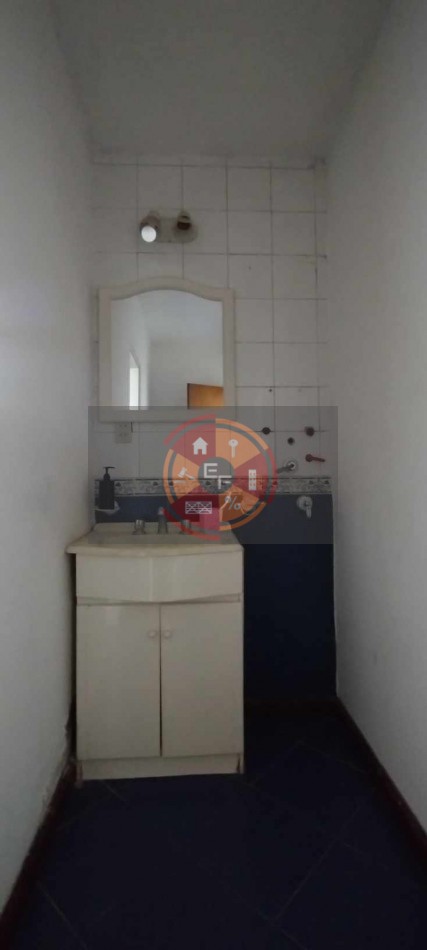 VENDE CASA EN ZONA COSTANERA!