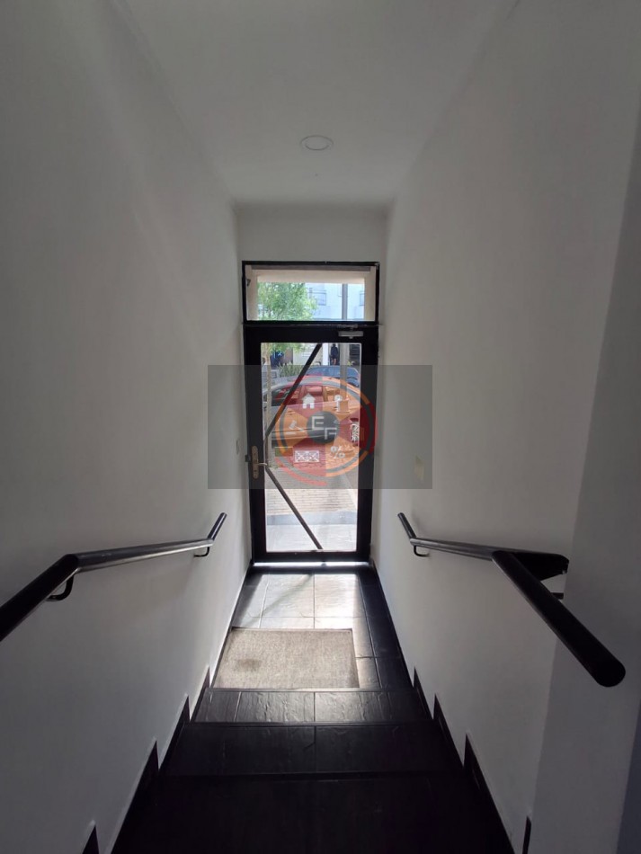 VENDE DEPARTAMENTO EN ZONA COSTANERA!  